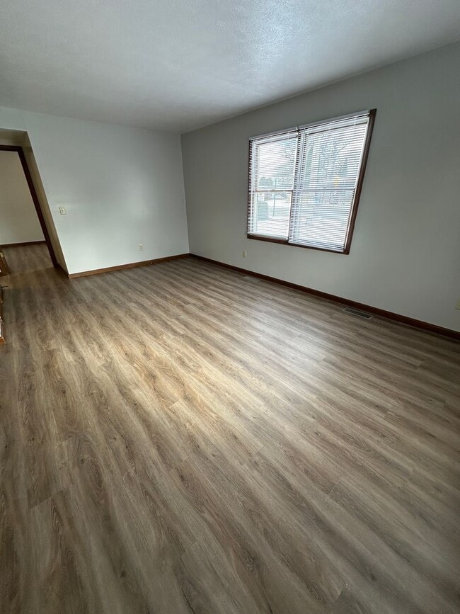 Photo - 413 S Harkless Dr Unit 413-2