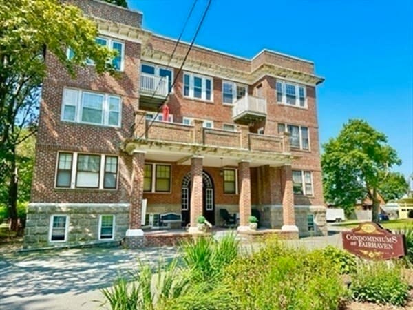 Photo - 138 Main St Unit 13