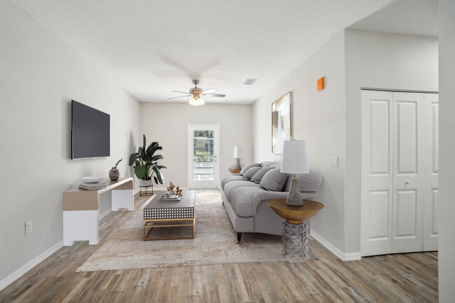 Photo - 14522 N Nebraska Ave Unit 204