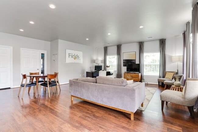 Photo - The Fields of Arlington