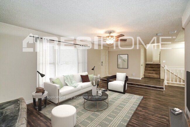 Photo - 1906 Robinson Rd