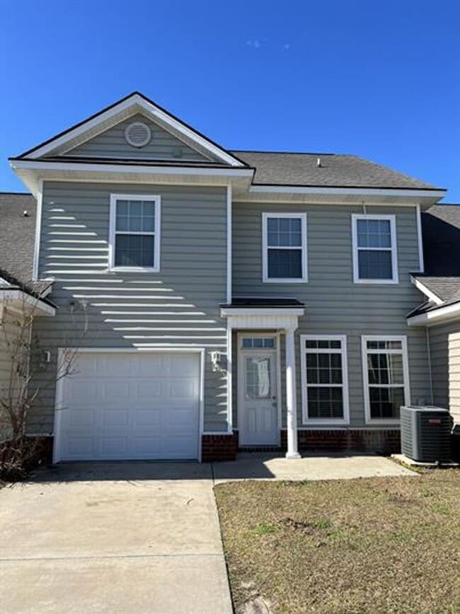 Building Photo - 3 Bed/ 2.5 Bath Home very close to Fort Stewart gate seven!!