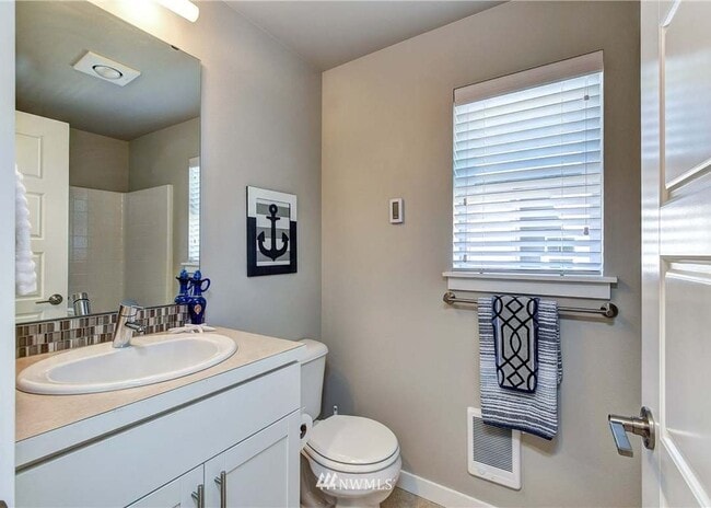 Photo - 14913 48th Ave W