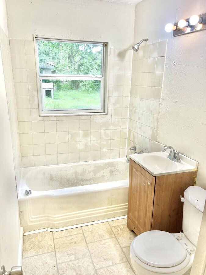 Photo - 4075 Fairwoods Dr