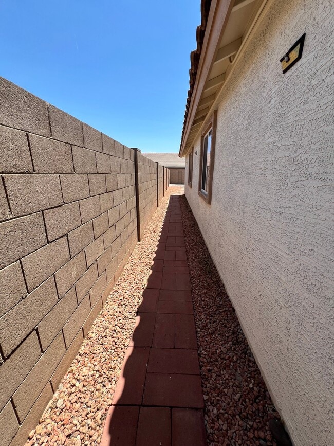 Photo - 1541 S 230th Ave