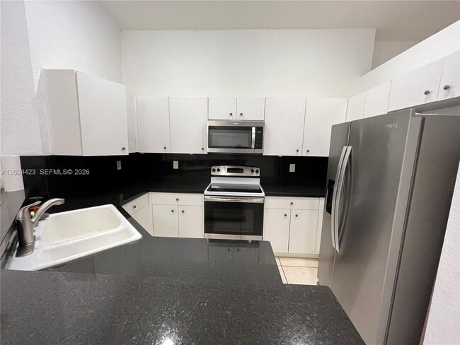 Photo - 1467 Sunset Way