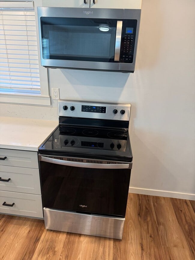 Photo - NICE UNIT WITH 2 BED 1 BATH IN GREAT LOCATION IN AUBUN!