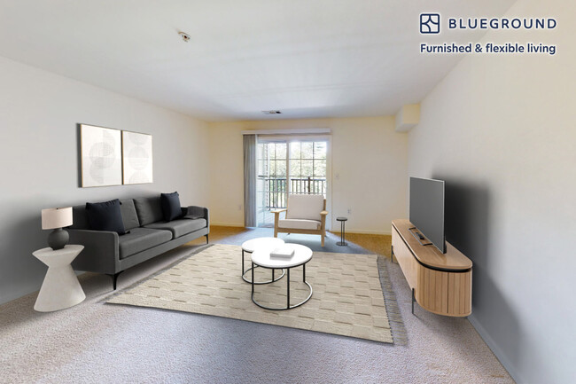 Building Photo - 1000 Avalon Dr Rental