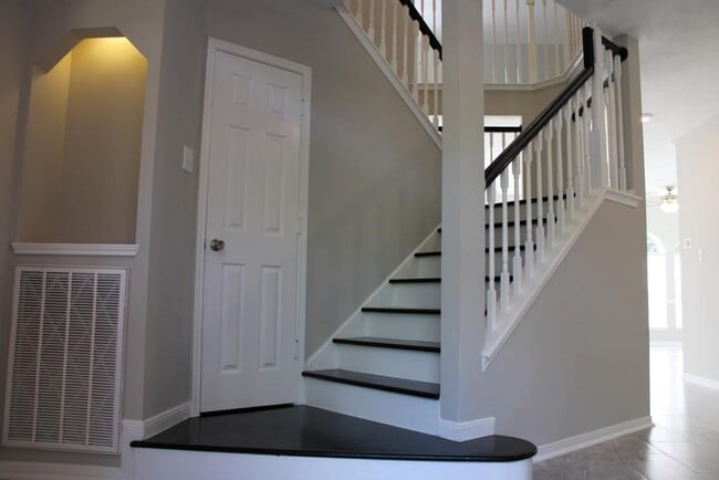 Photo - 2411 Rose Hollow Dr