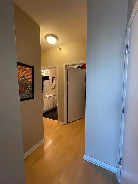 Photo - 1 bedroom in Chicago IL 60654 Unit 2006