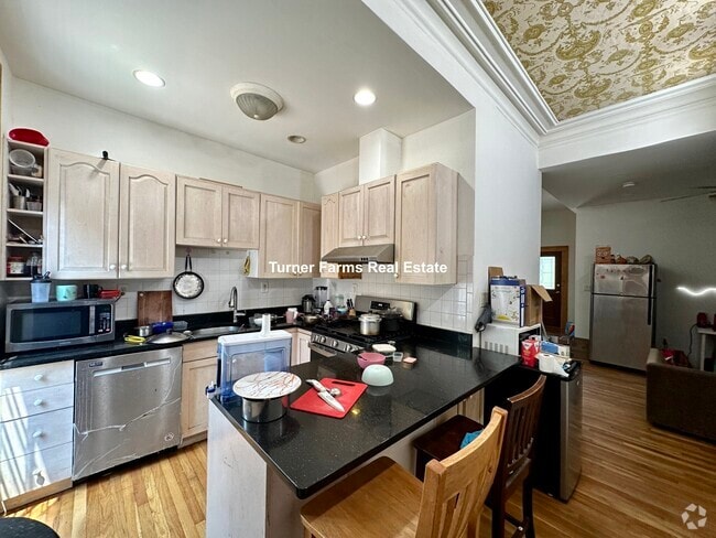 Building Photo - 23 Highland Park Ave Unit 2 Rental