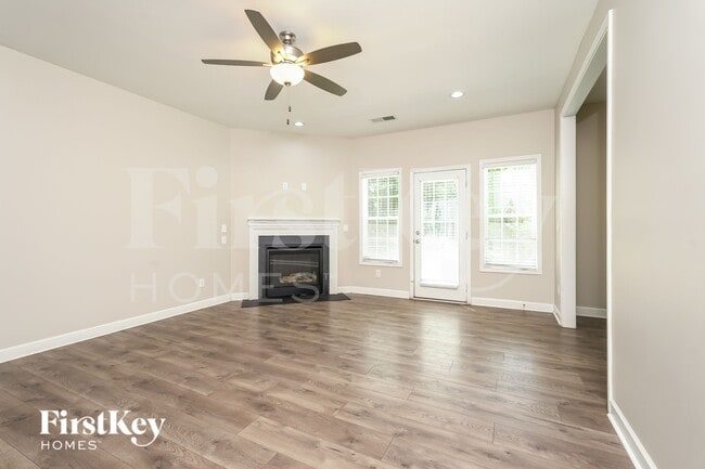 Photo - 1818 Yarborough Dr