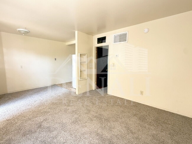 1211 W Apache Trail Unidad M
