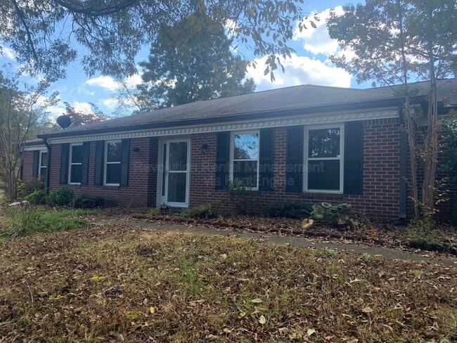 Building Photo - 8373 Brewer Rd