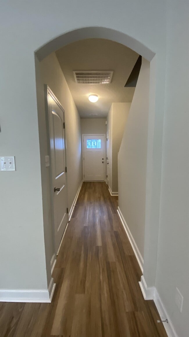 Photo - 304 Otis Cv Ln