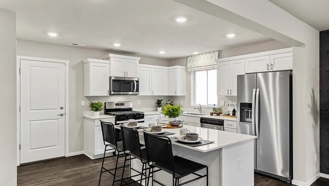 Photo - 2216 Trailside Dr NE