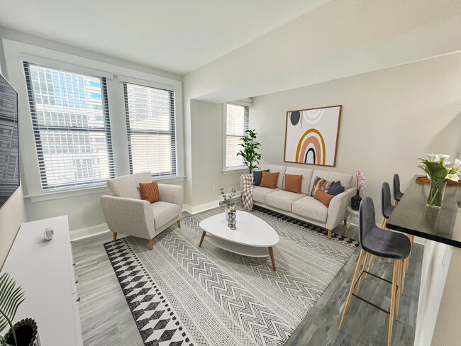 Building Photo - Rittenhouse Row Apartments