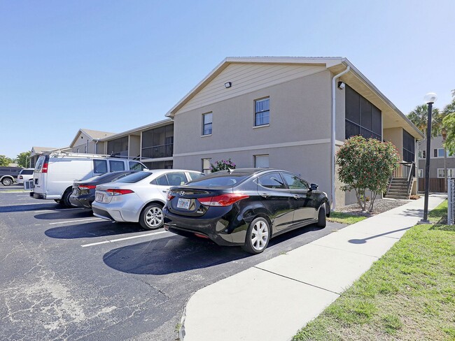 Building Photo - 5305 Summerlin Rd Unit Mystic Gardens 5305-504 Rental