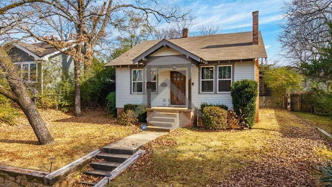 Photo - 1615 N Taylor St