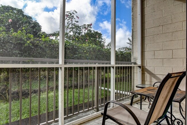 Photo - 355 Kalanianaole St