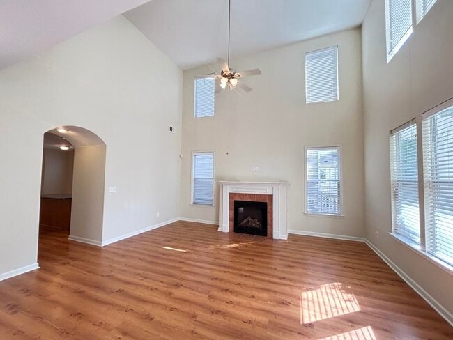 Photo - 1372 Island Town Dr