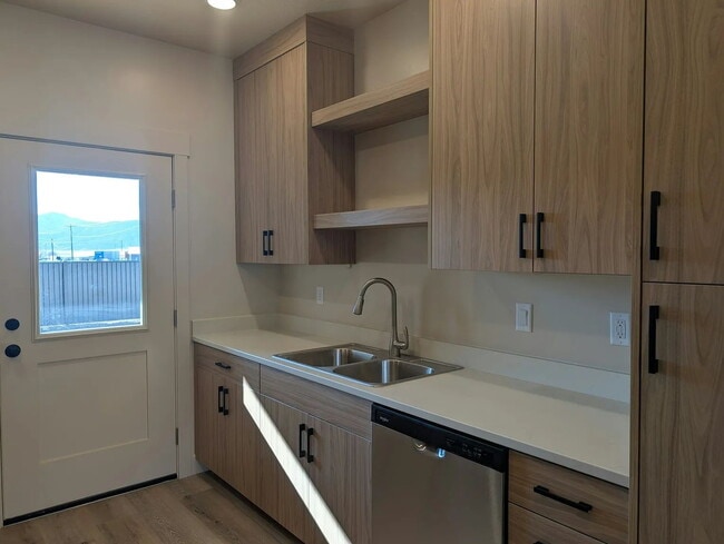 Photo - Modern 2 Bedroom Living in Ephraim – Sunrise Village – $1,385/mo Unit 15