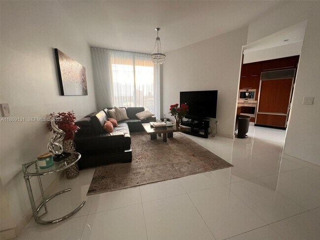 Photo - 15811 Collins Ave Unidad 605