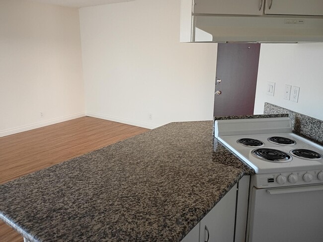 4901 Heil Ave Unit Studio