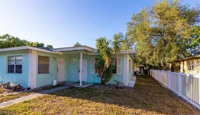 Photo - 3675 Estey Ave