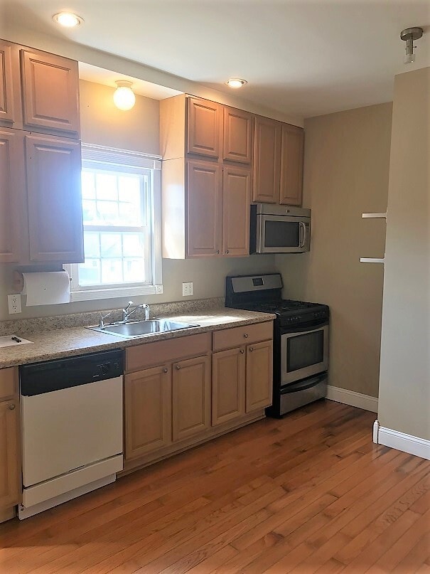 Photo - 156 Hill St Unidad first floor