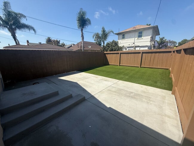 Photo - 2075 Julian Ave Apartamento Unidad A