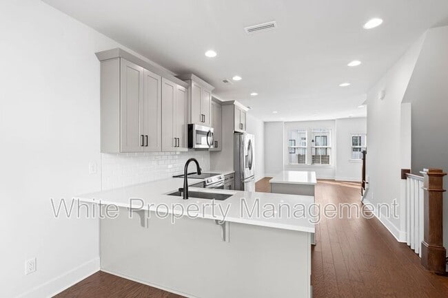 Photo - 1126 Pegram St