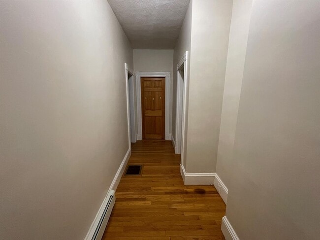 Photo - 578 Main St Unit 578