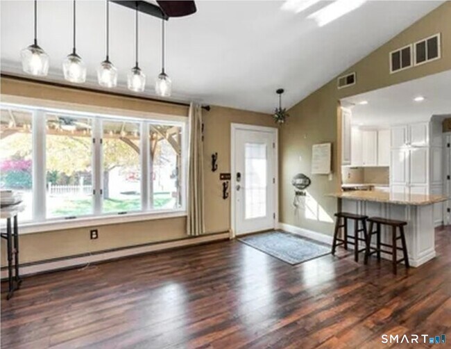 144 Pond Cir