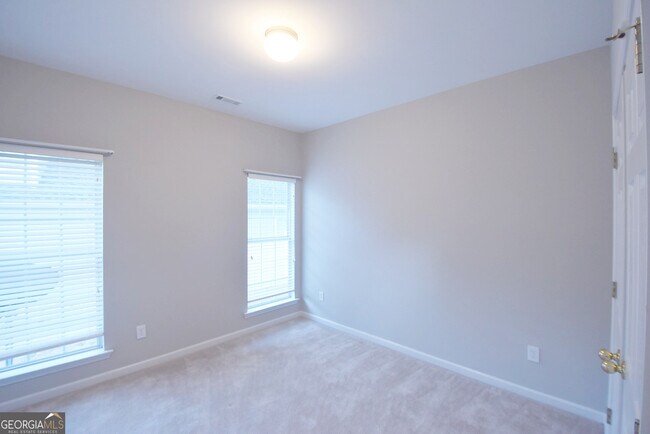 Photo - 219 Turnbridge Cir