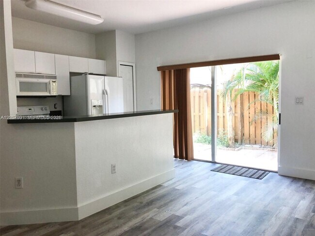 Photo - 8527 NW 108th Ave