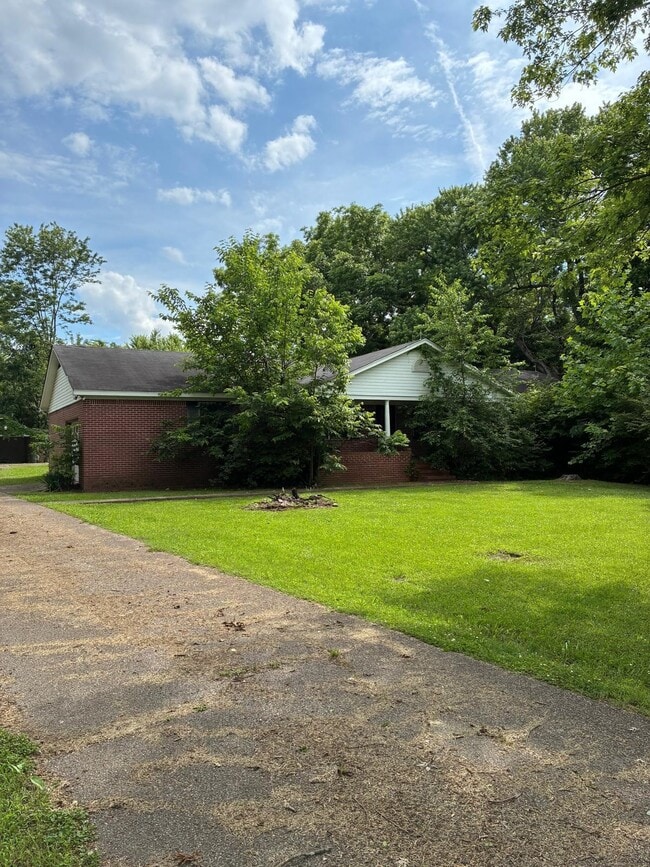 Photo - 485 Fayette Corner Dr