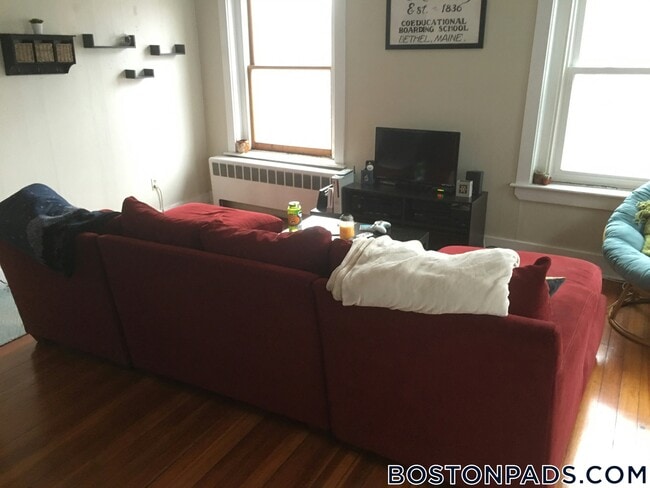 Photo - 435 Hanover St Unidad 4B