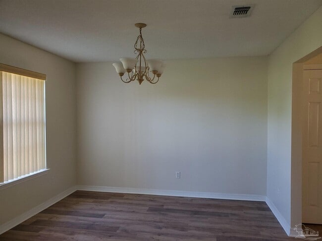 Photo - 2490 Vale Dr