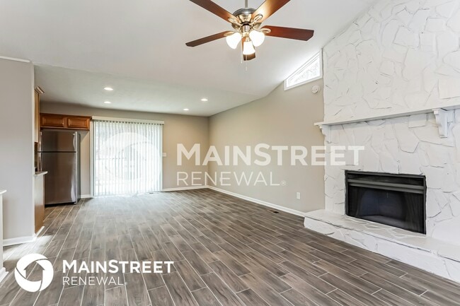 Photo - 8905 Daer Water Dr