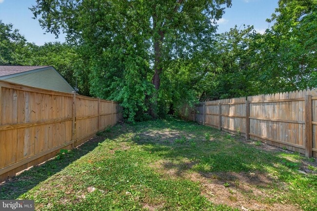 Photo - 351 Calvert St