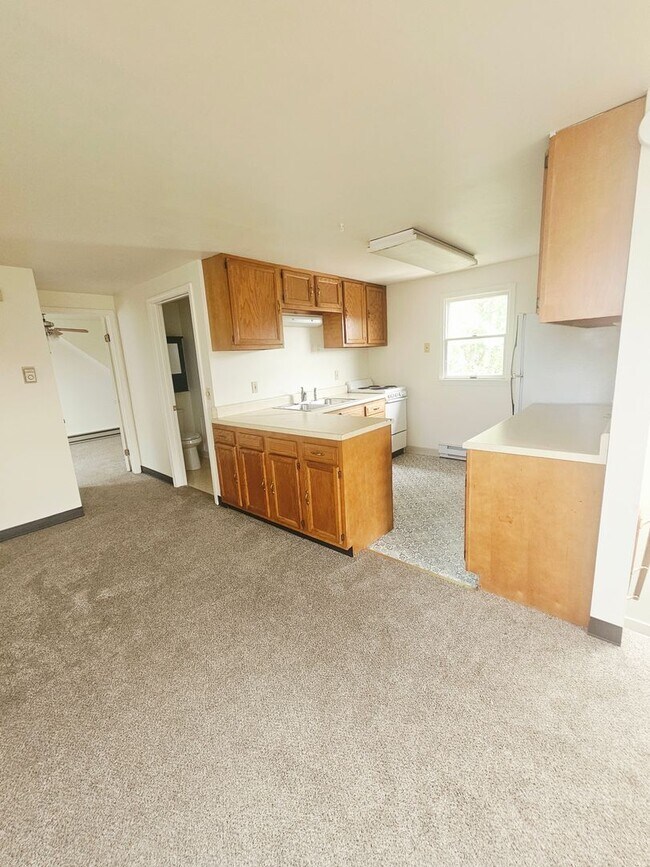 Photo - 731-733 Lincoln Ave. Unit 3rd Floor