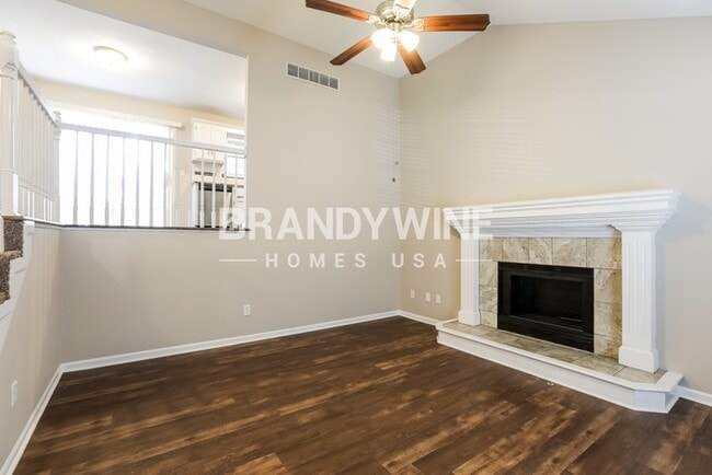 1120 Meadowlark Ln
