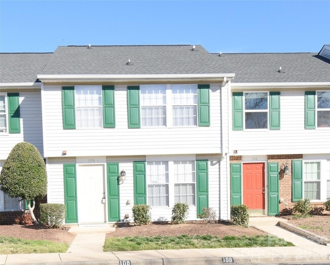 Building Photo - 108 Water Oak Dr