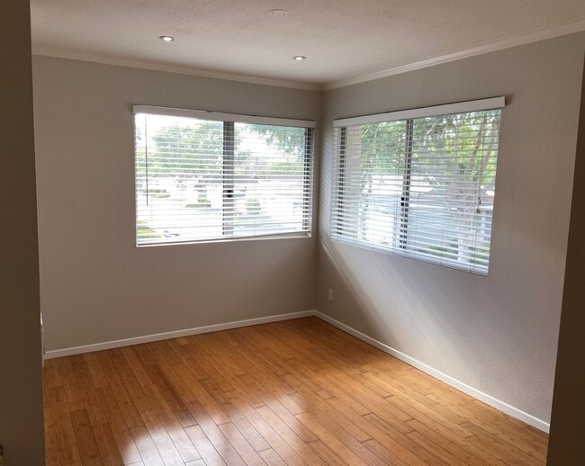 Photo - 2 Bed, 1 Bath Townhouse with Detached 2 car garage ready to move in soon!!