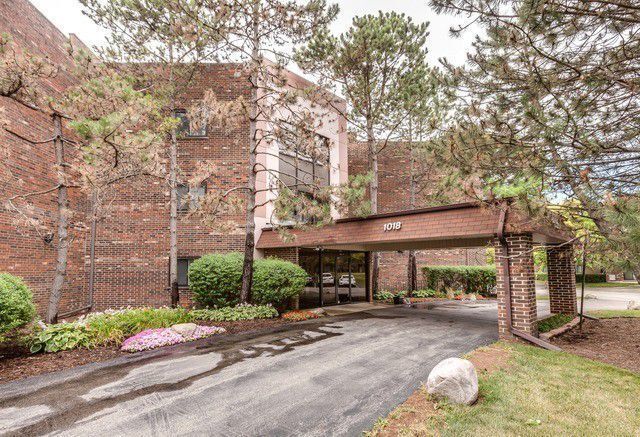 Photo - 1018 Castilian Ct Condo Unit 304