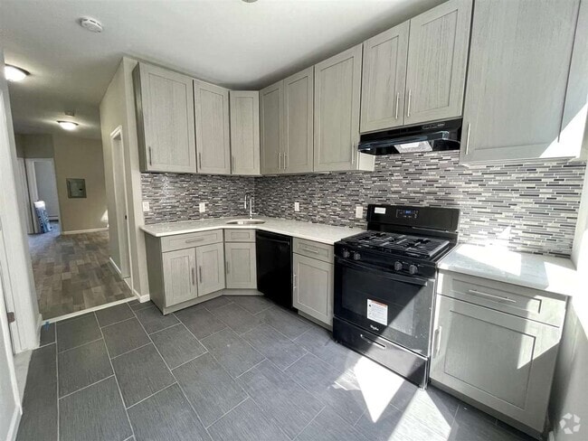 Building Photo - 5202 Bergenline Ave Unit 3 Rental
