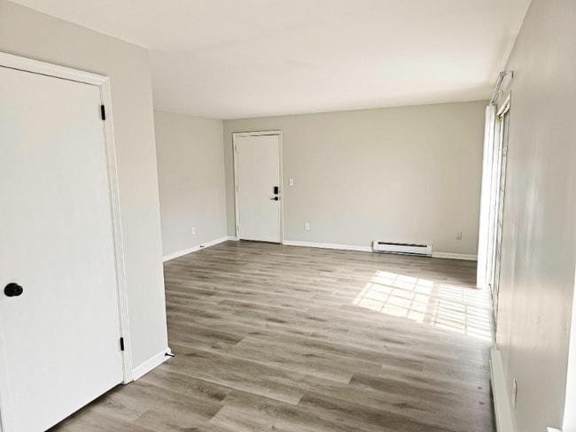 Photo - 5856 Highview Dr Unit 6