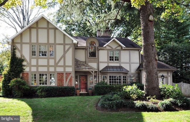 Building Photo - 5104 Scarsdale Rd