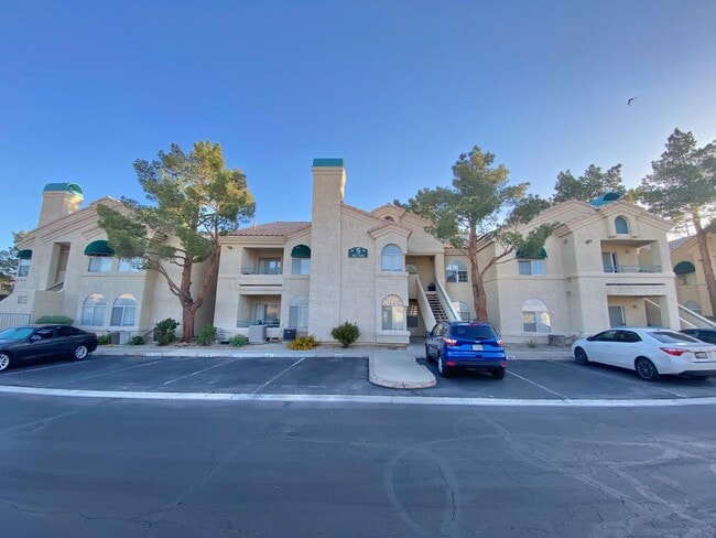 Building Photo - 2251 Wigwam Pkwy